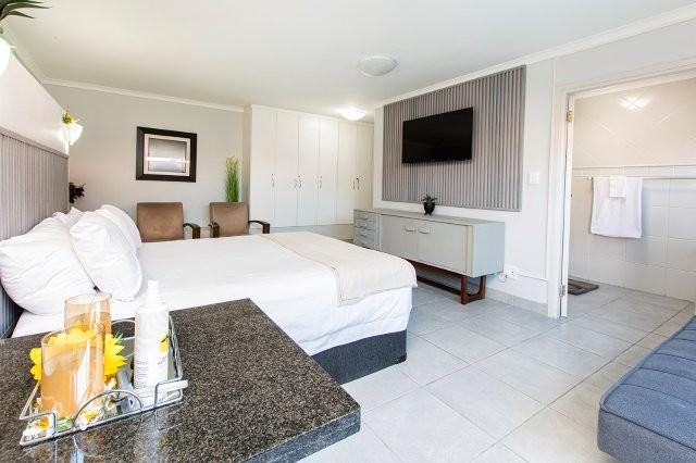 5 Bedroom Property for Sale in Mossel Bay Golf Estate Western Cape